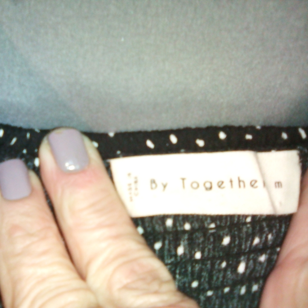 Blouse - Picture 2 of 3